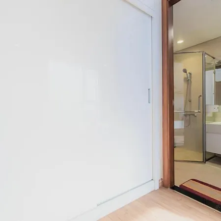 Mott Haven Apart - Vinhomes Central Park, Landmark 81 Area & Ice Rink Ho Chi Minh City Exterior photo