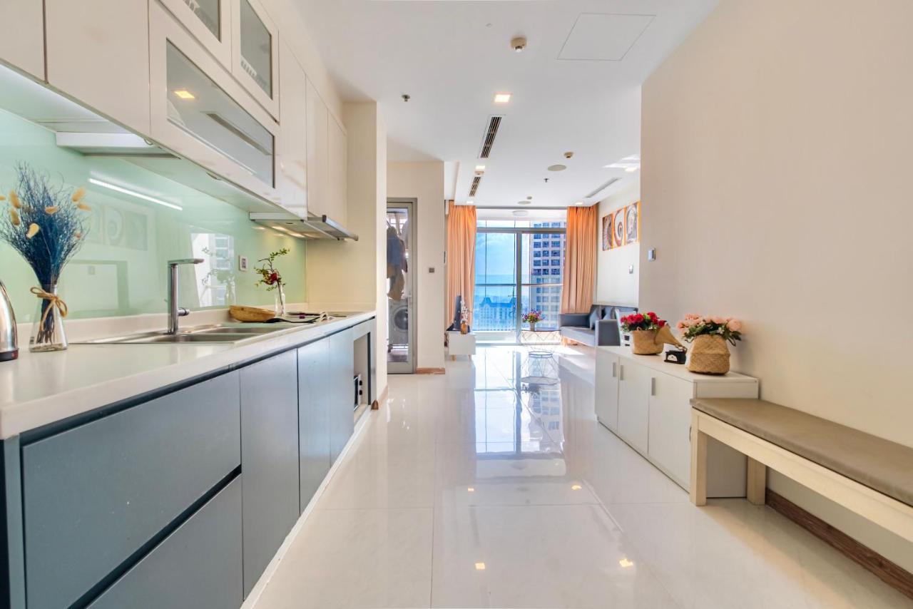 Mott Haven - Vinhomes Park, Landmark 81 Area & Ice Rink Apartment