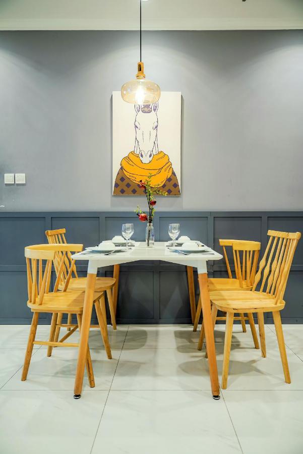 Mott Haven - Vinhomes Park, Landmark 81 Area & Ice Rink *