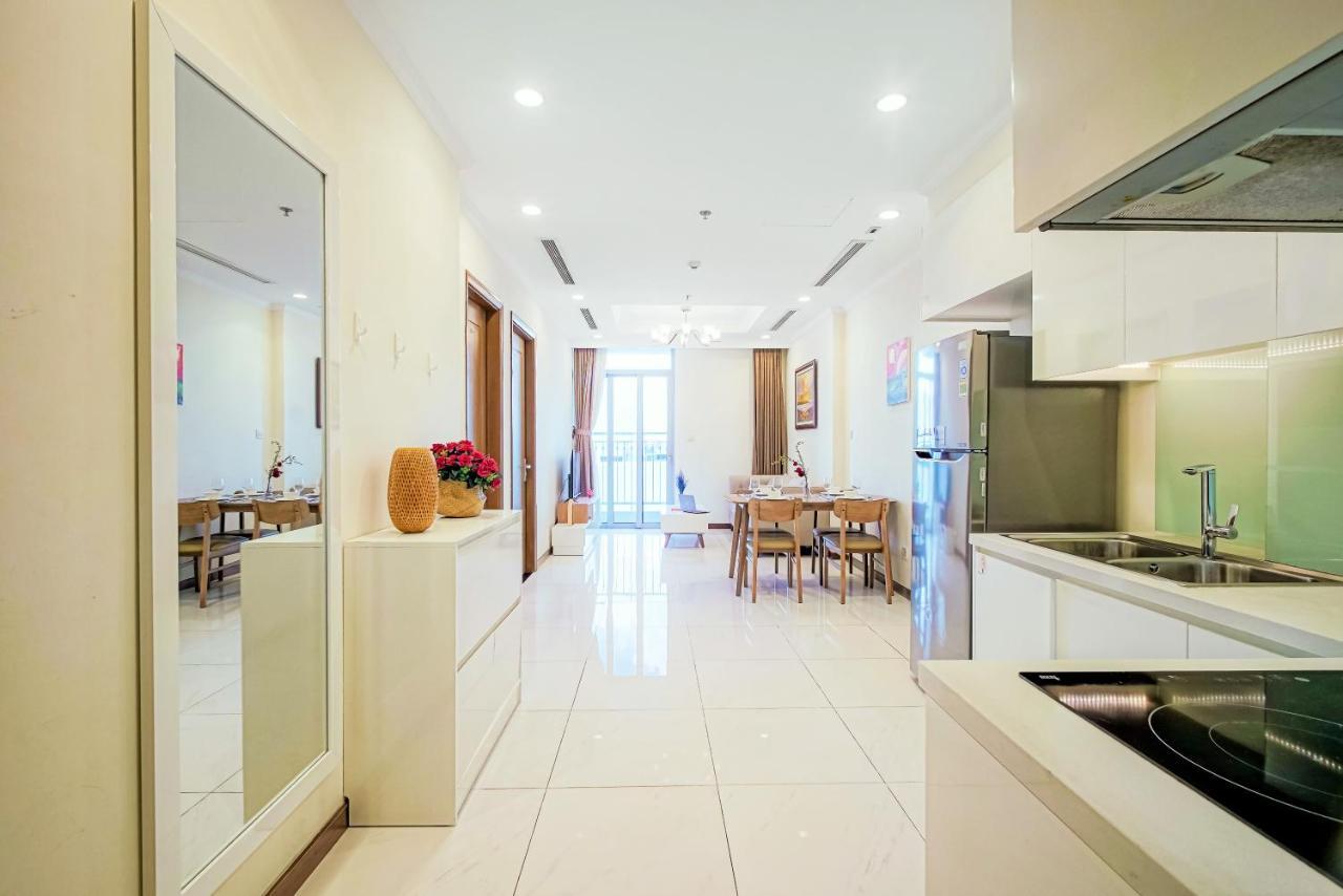 Mott Haven - Vinhomes Park, Landmark 81 Area & Ice Rink Apartment *
