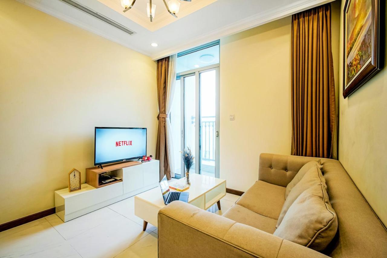 Mott Haven - Vinhomes Park, Landmark 81 Area & Ice Rink Apartment Ho Chi Minh City